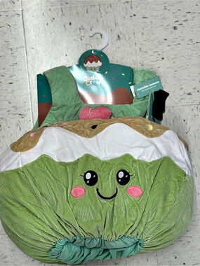 Cuddle Crew Cupcake Costume Green & White Like New